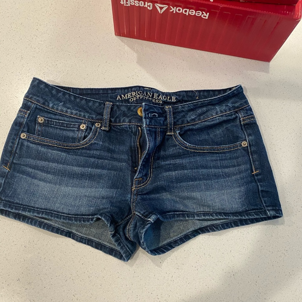 American Eagle Shorts size 8